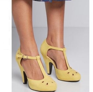 MODCLOTH yellow velvet heel